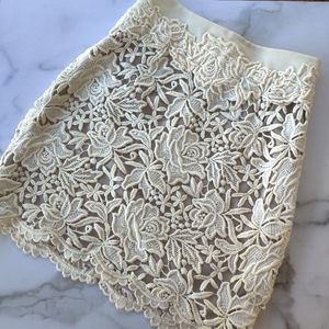 Elie Tahari Floral Lace Pencil Bennet Skirt